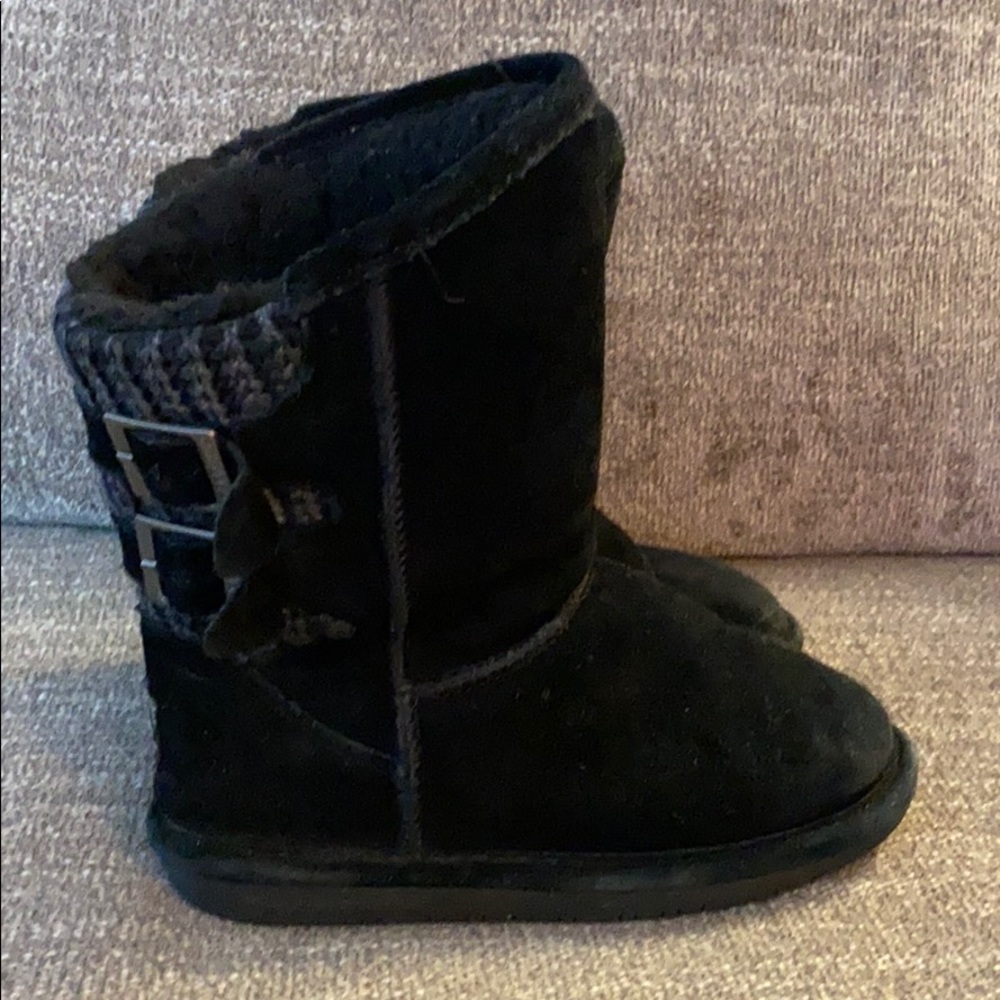 Kids bearpaw black suede boots